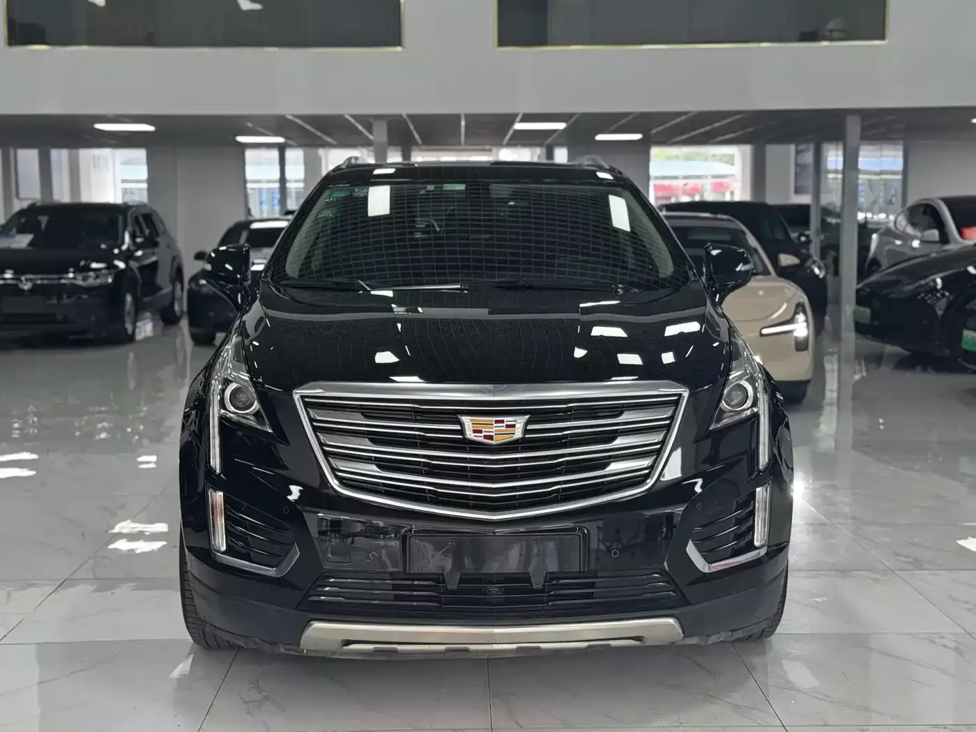 Cadillac XT5 2016 25T Luxury Model фото 2