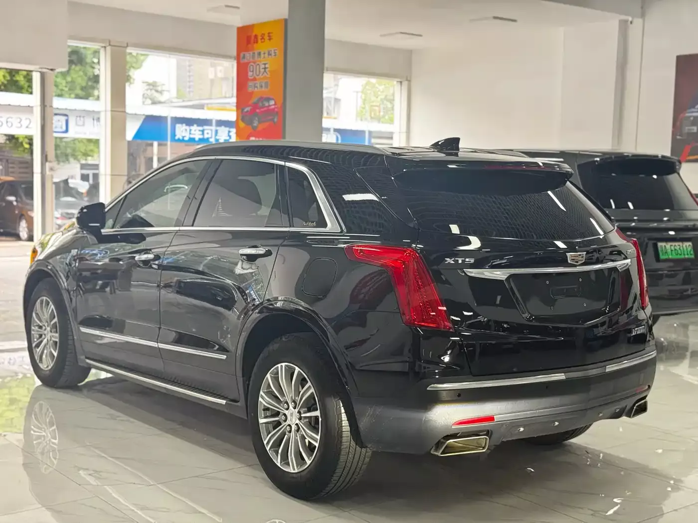 Cadillac XT5 2016 25T Luxury Model фото 6