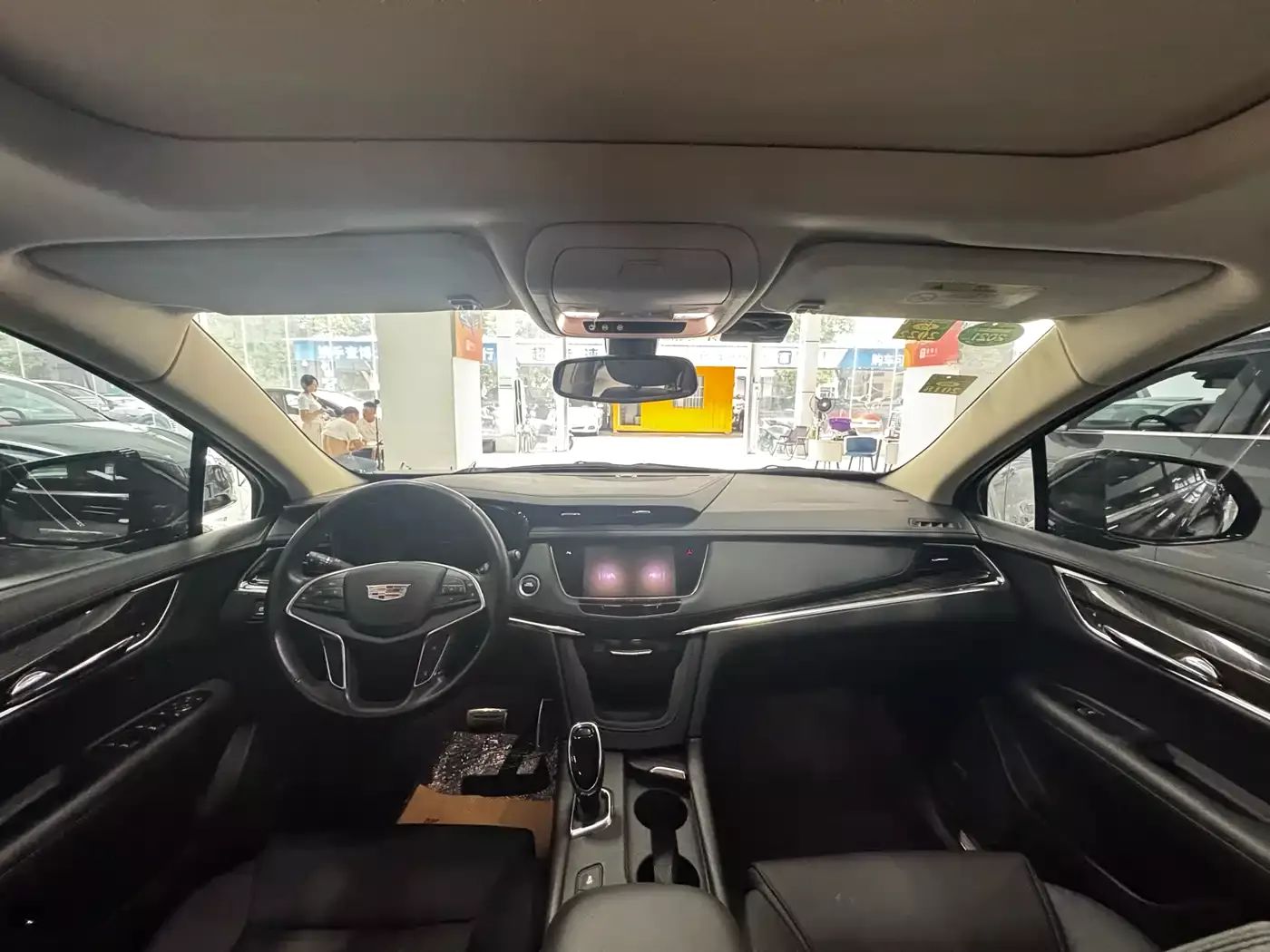 Cadillac XT5 2016 25T Luxury Model фото 9