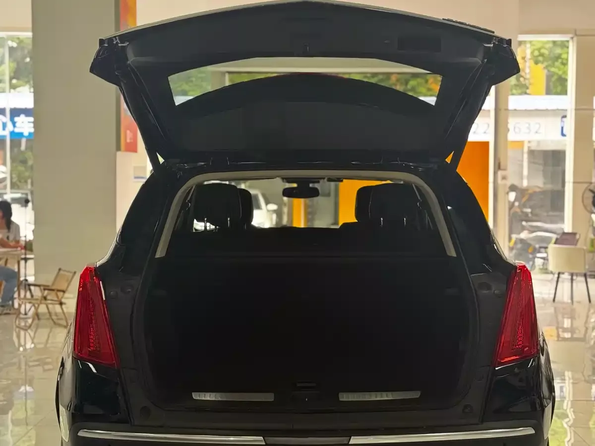 Cadillac XT5 2016 25T Luxury Model фото 11