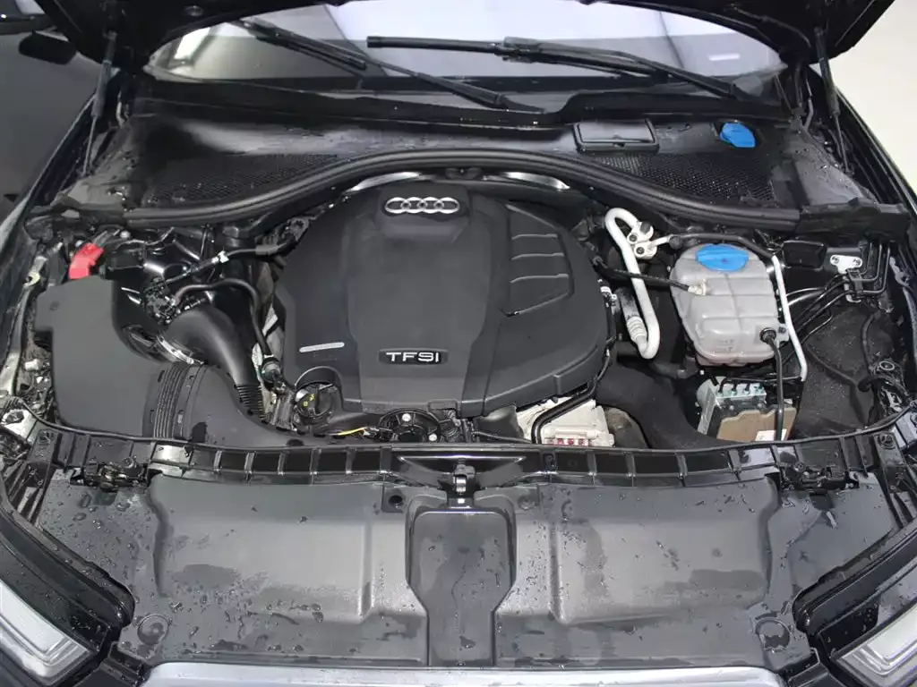 Audi A6L 2018 Model 35 TFSI Collector's Edition фото 17