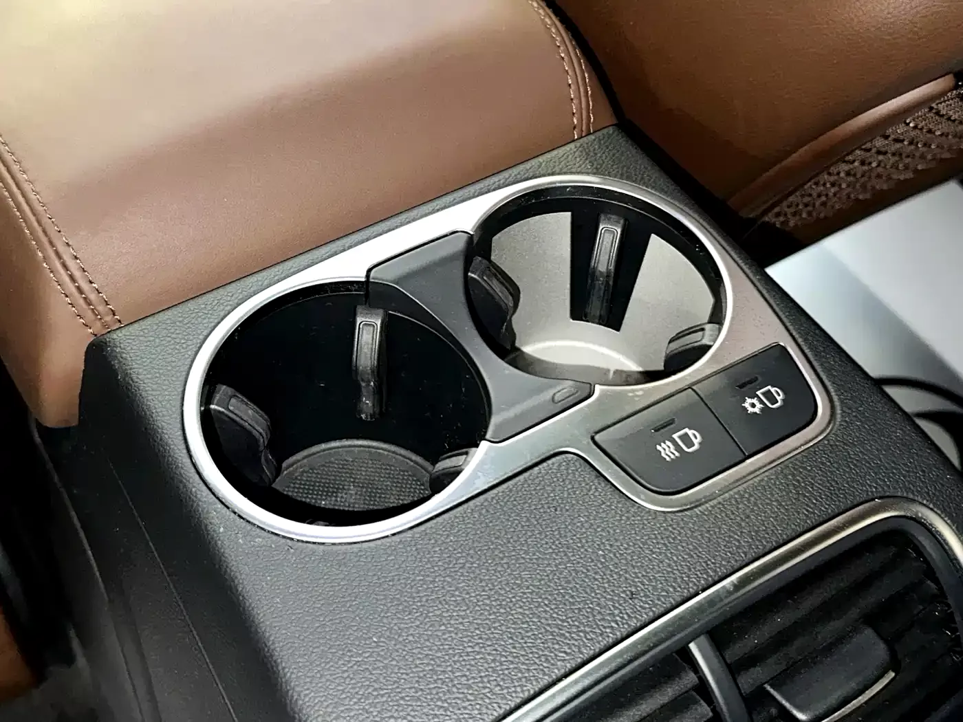 Audi A6L 2014 50 TFSI quattro Luxury фото 17