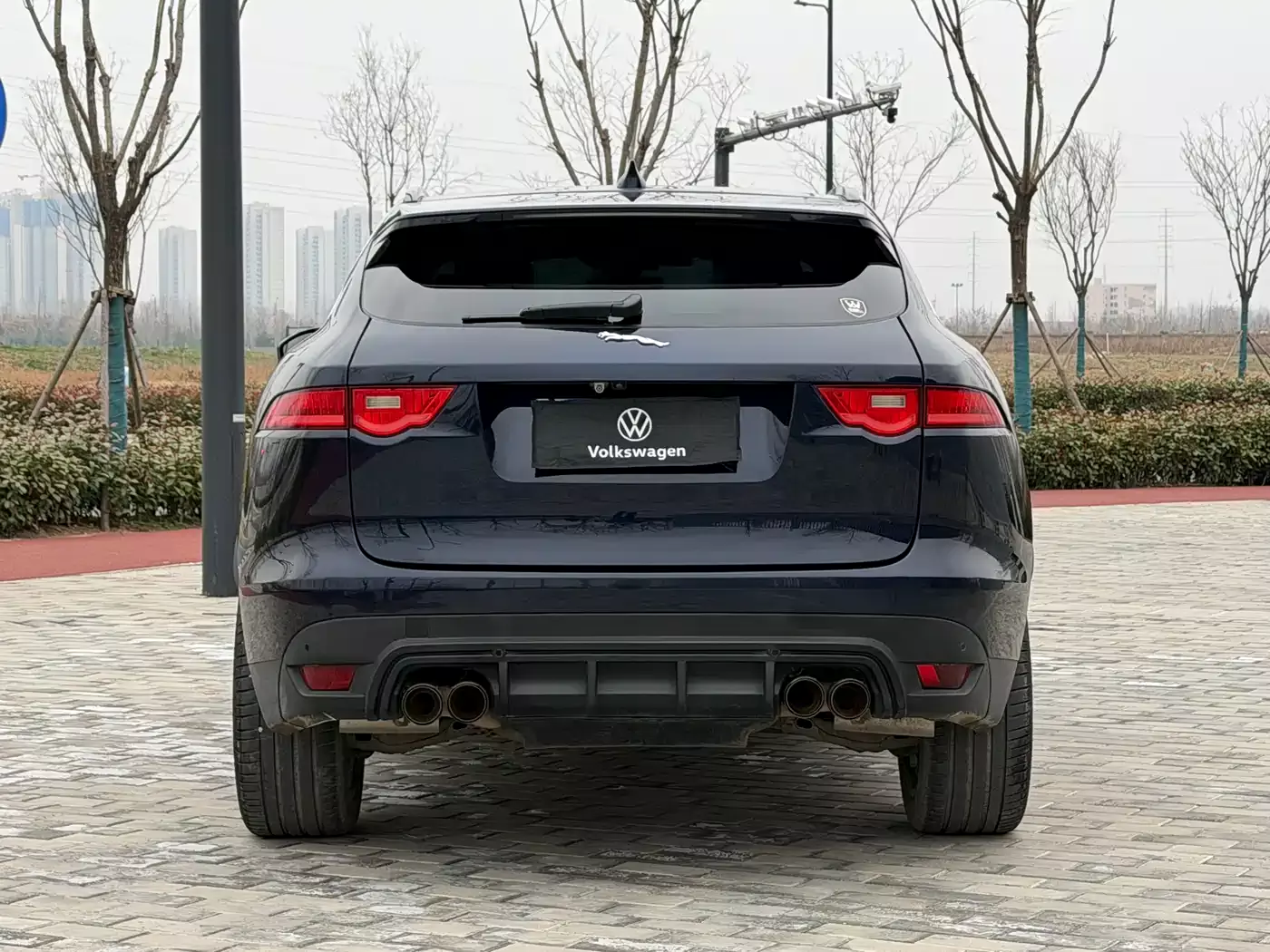 Jaguar F-PACE 2019 2.0T 4WD Urban Premium Edition фото 5
