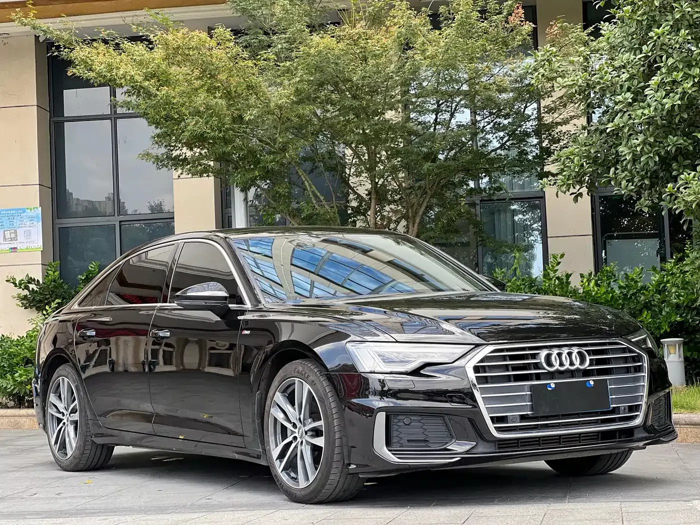 Audi A6L 2019 40 TFSI Luxury Dynamic фото 3