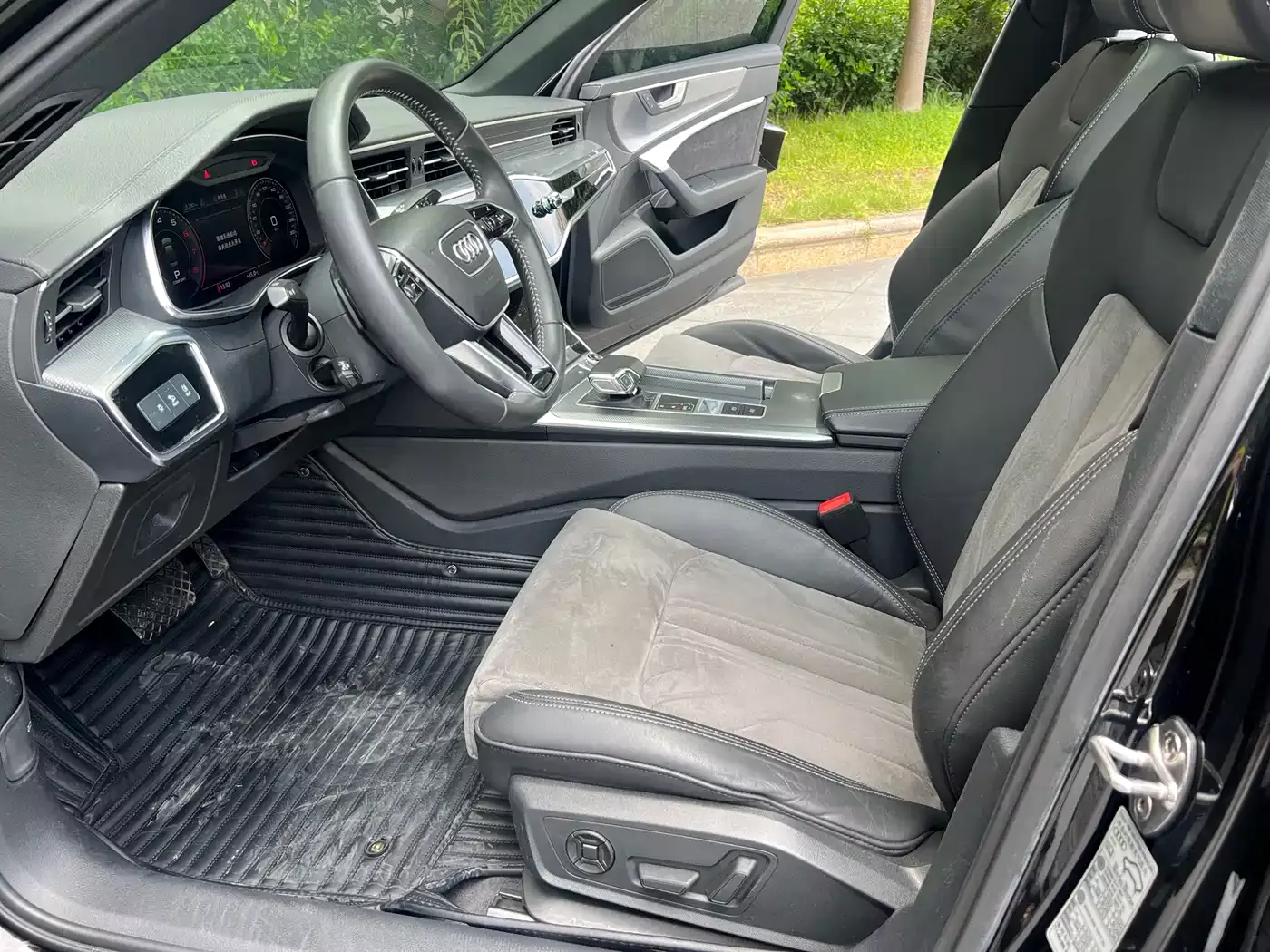 Audi A6L 2019 40 TFSI Luxury Dynamic фото 4