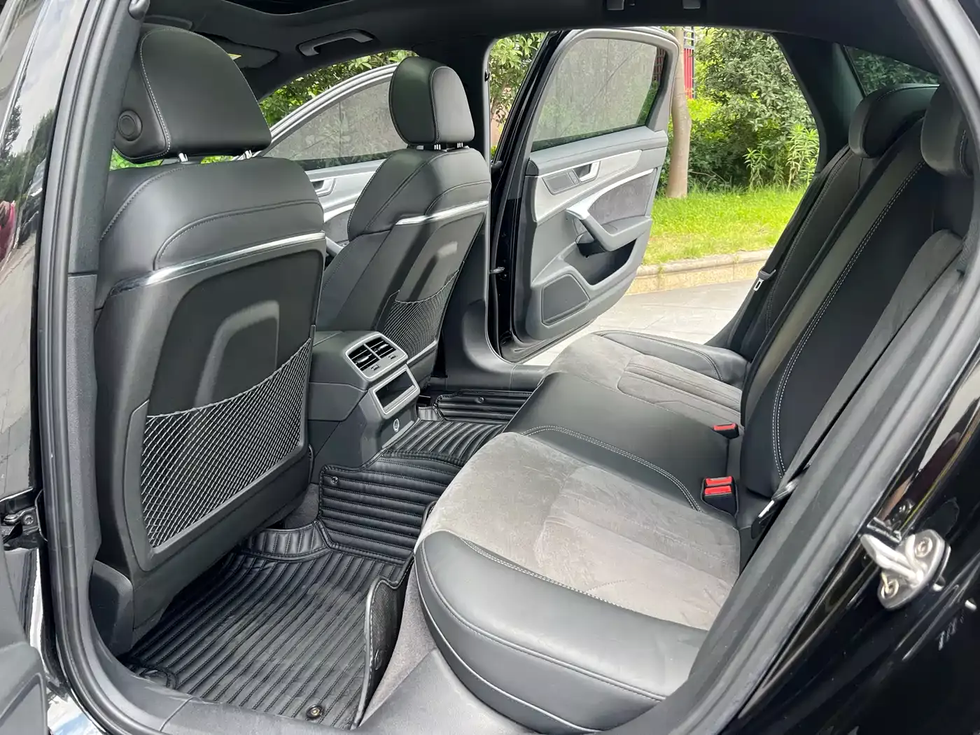 Audi A6L 2019 40 TFSI Luxury Dynamic фото 7