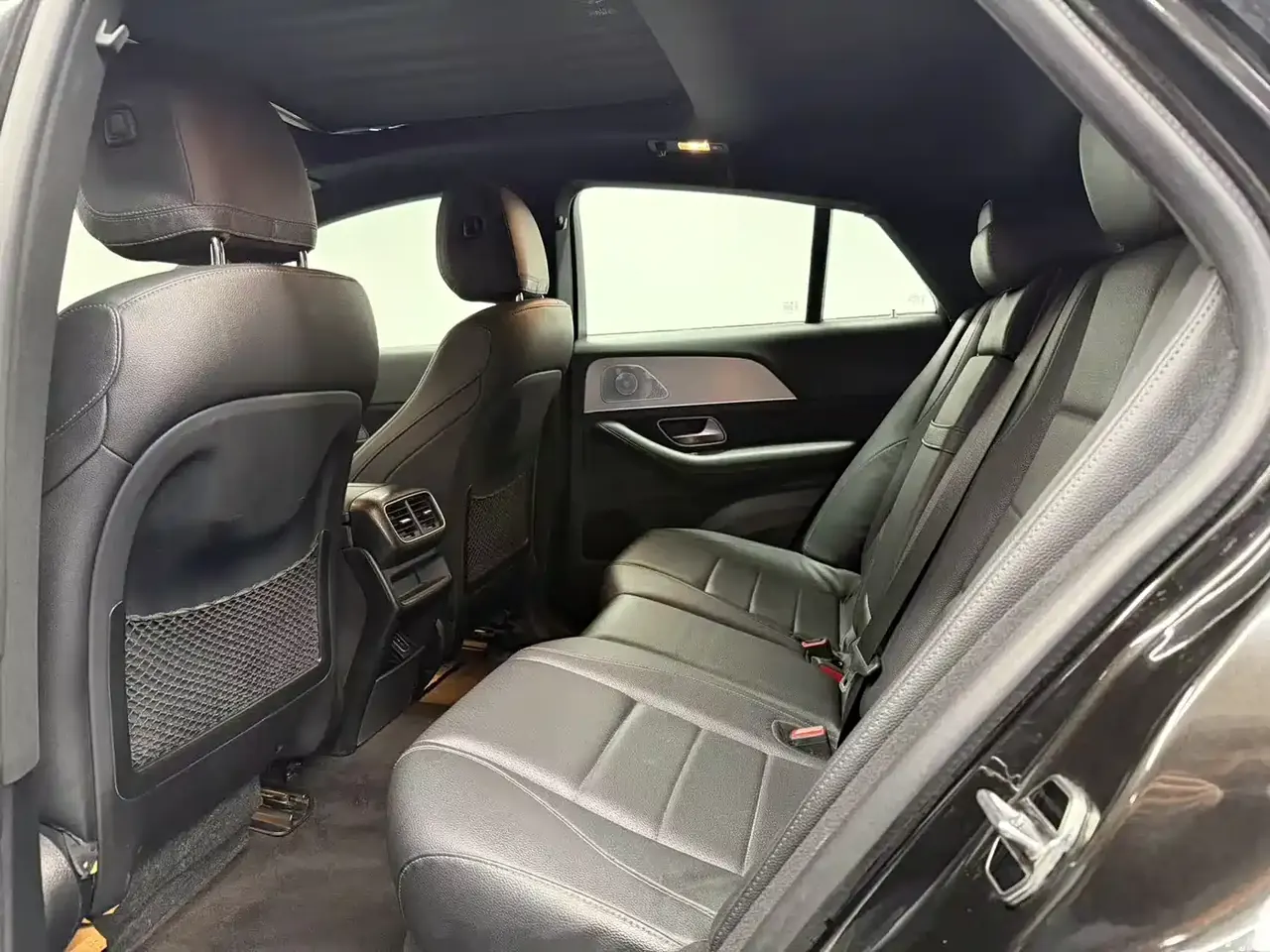 Mercedes-Benz GLE Coupe 2020 GLE 350 4MATIC Coupe SUV Luxury фото 6