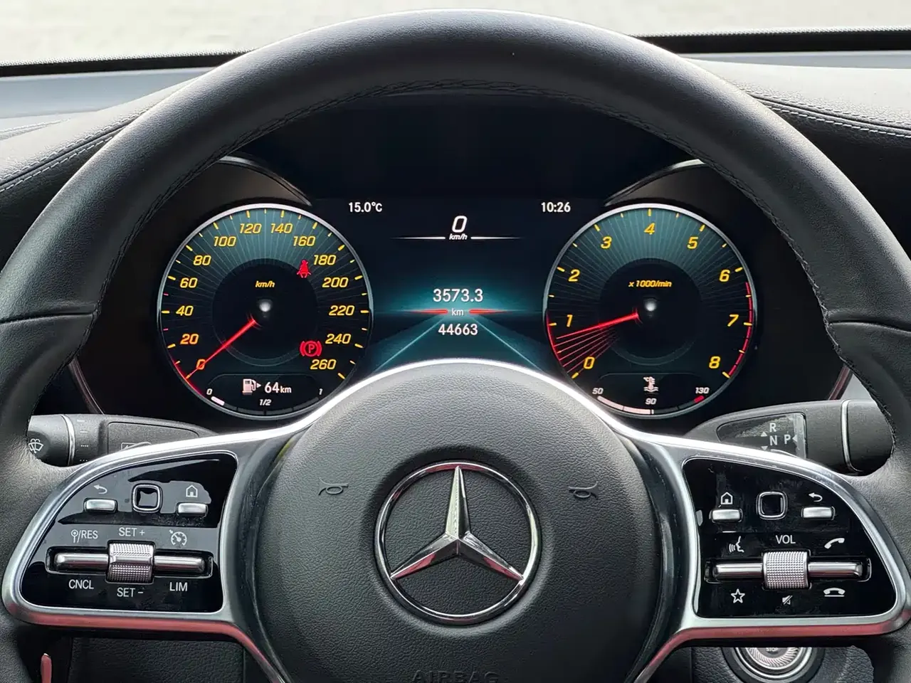 Mercedes-Benz GLC Coupe 2023 Model GLC 260 4MATIC Coupe SUV фото 21