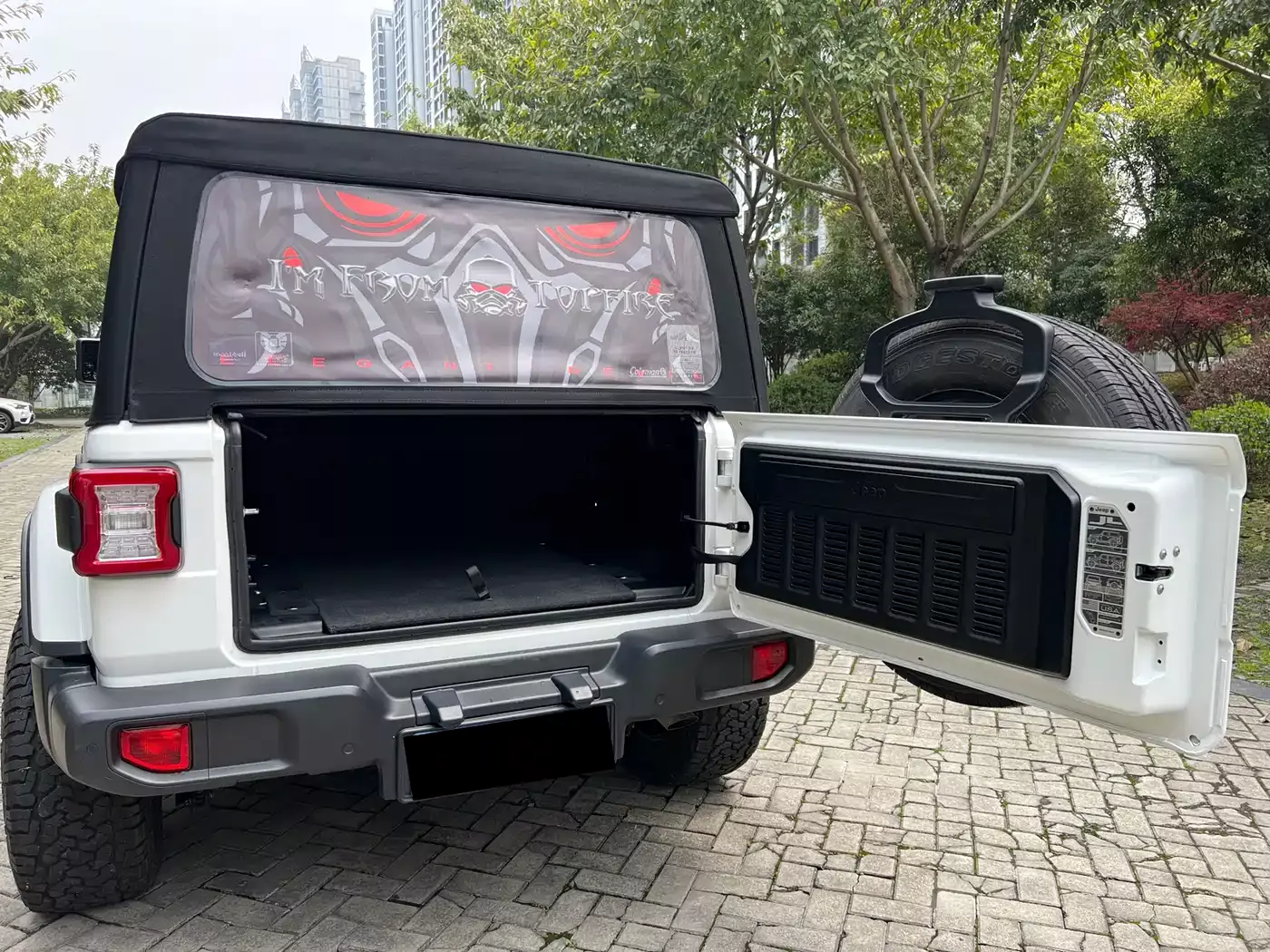 Jeep Wrangler 2022 2.0T Highland 4-Door фото 7