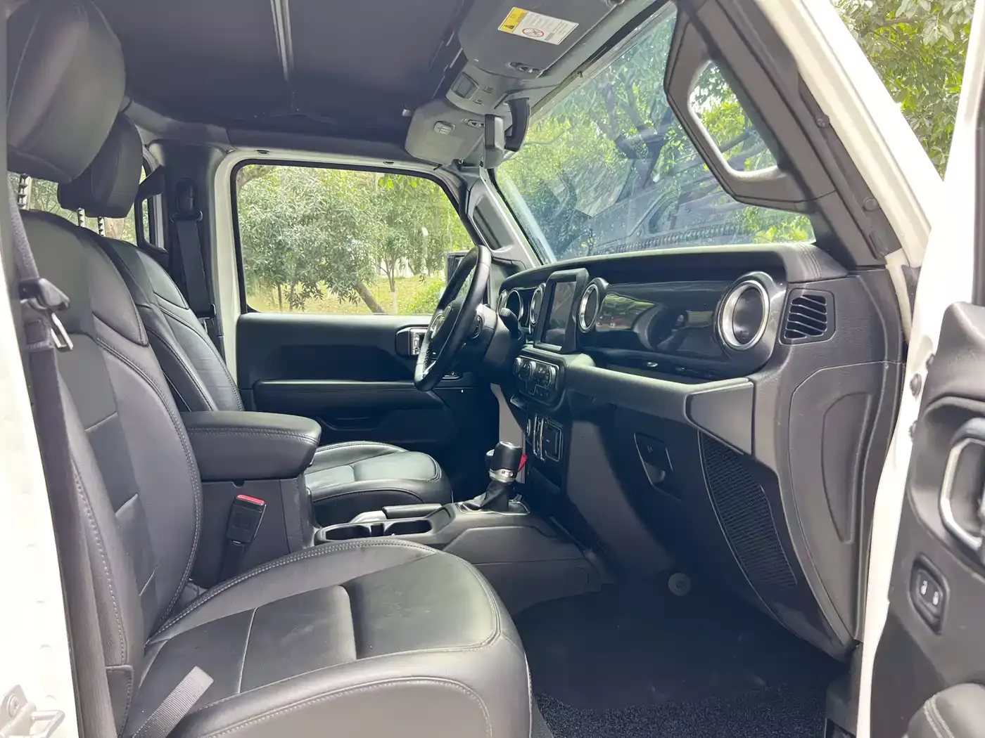 Jeep Wrangler 2022 2.0T Highland 4-Door фото 11