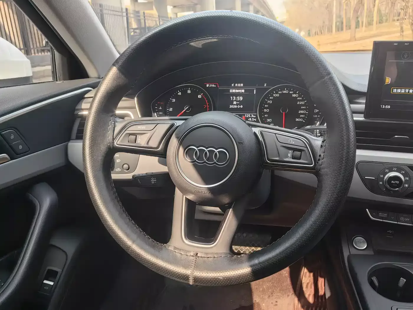 Audi A4L 2019 40 TFSI Progressive (China VI) фото 10