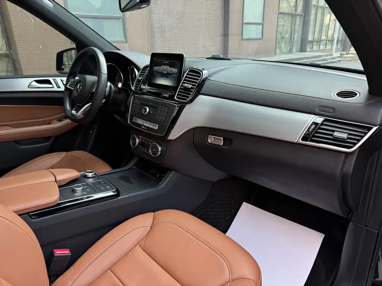 Mercedes-Benz GLE AMG 2017 AMG GLE 43 4MATIC фото 9