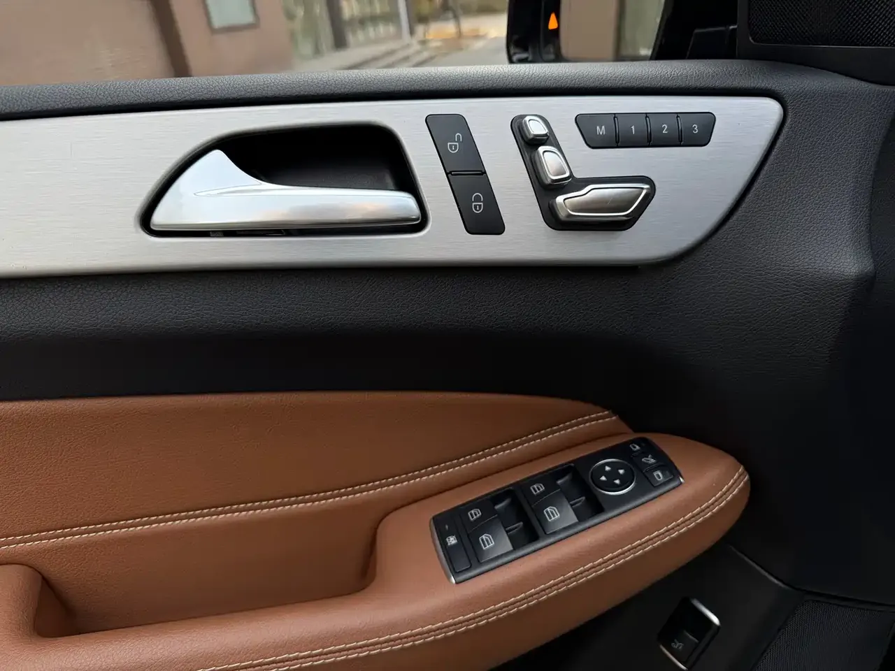 Mercedes-Benz GLE AMG 2017 AMG GLE 43 4MATIC фото 19