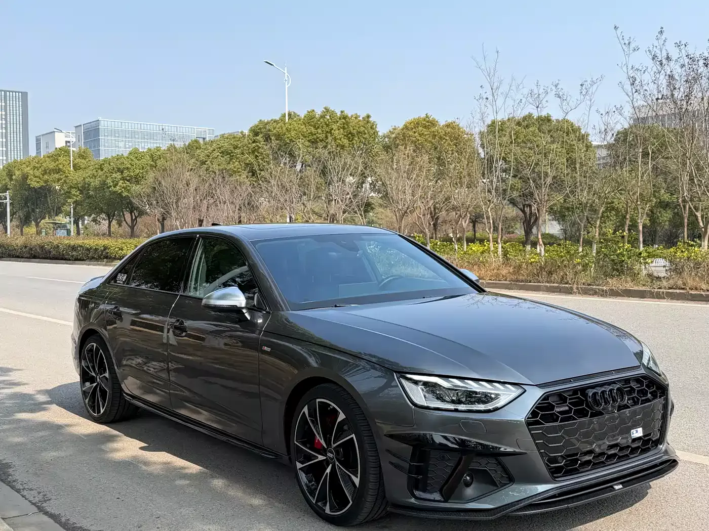 Audi A4L 2022 45 TFSI quattro Premium Dynamic фото 3