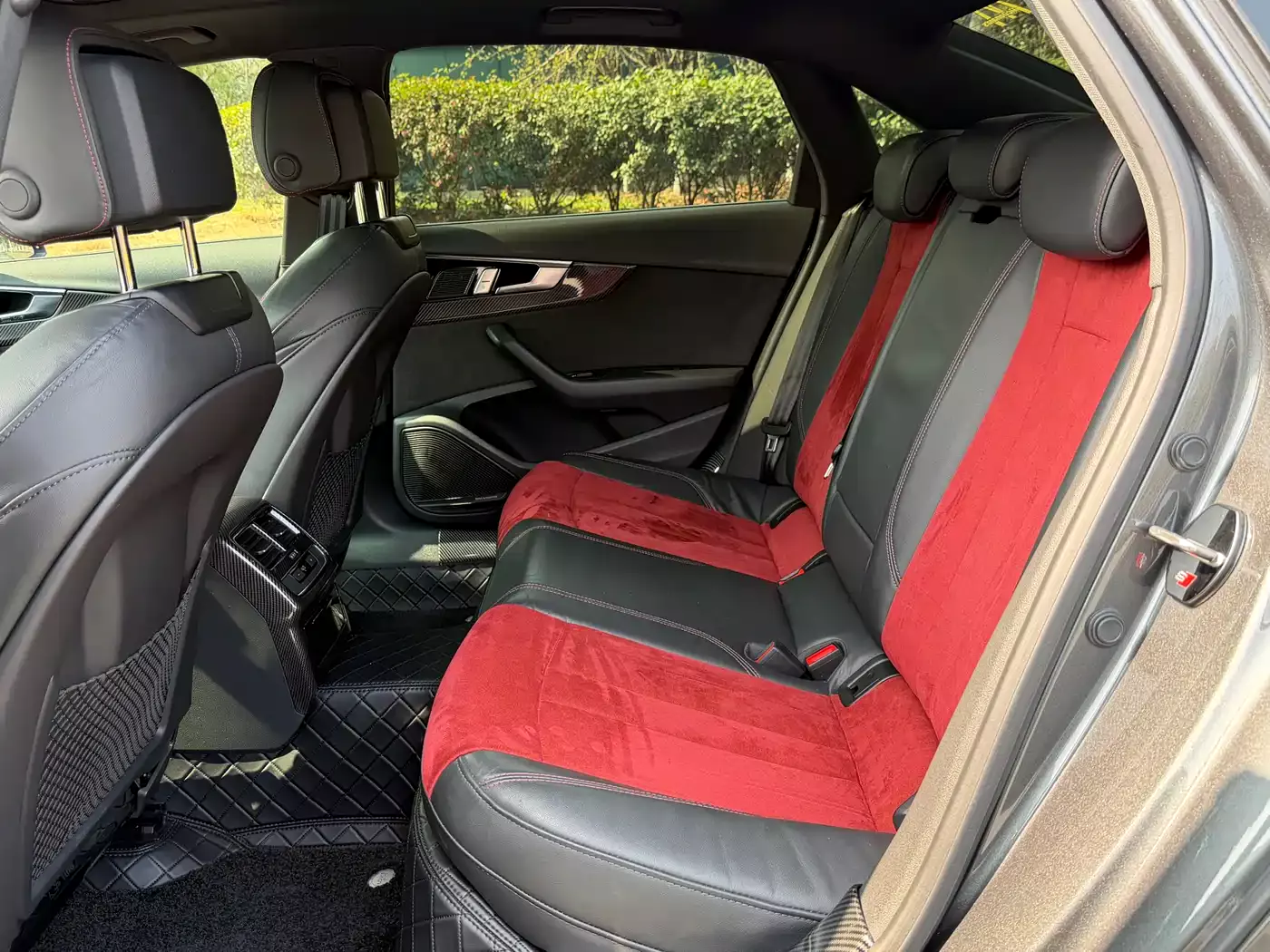 Audi A4L 2022 45 TFSI quattro Premium Dynamic фото 10
