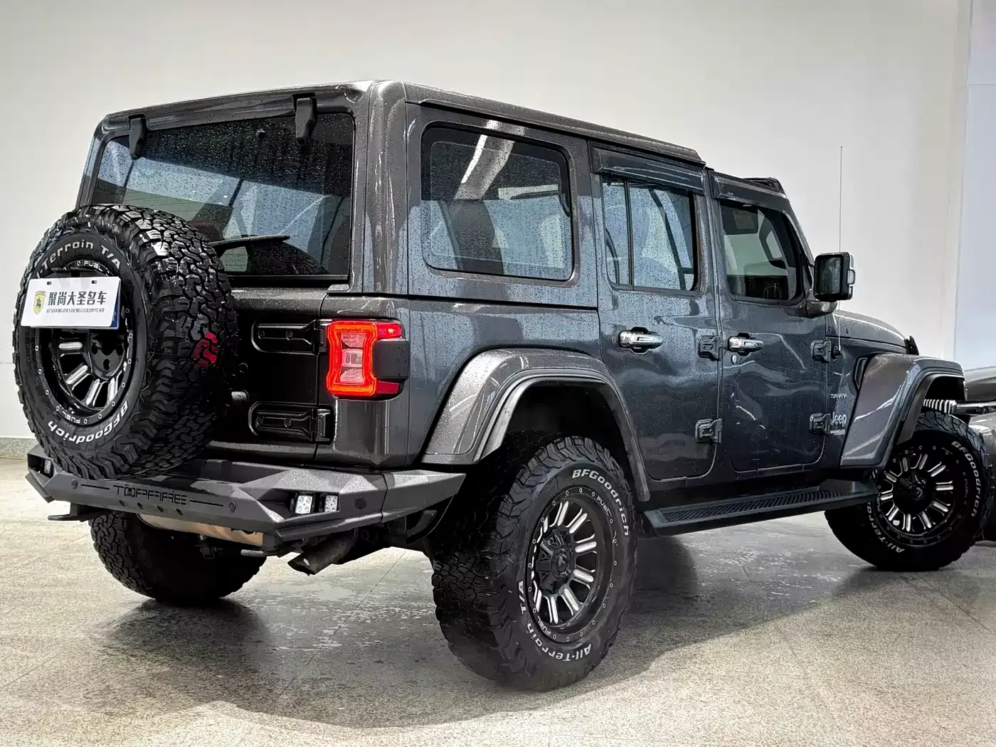 Jeep Wrangler 2019 2.0T Sahara 4-Door China V фото 7