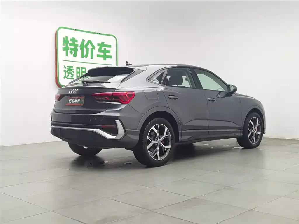Audi Q3 Sportback 2020 40 TFSI Fashion фото 2