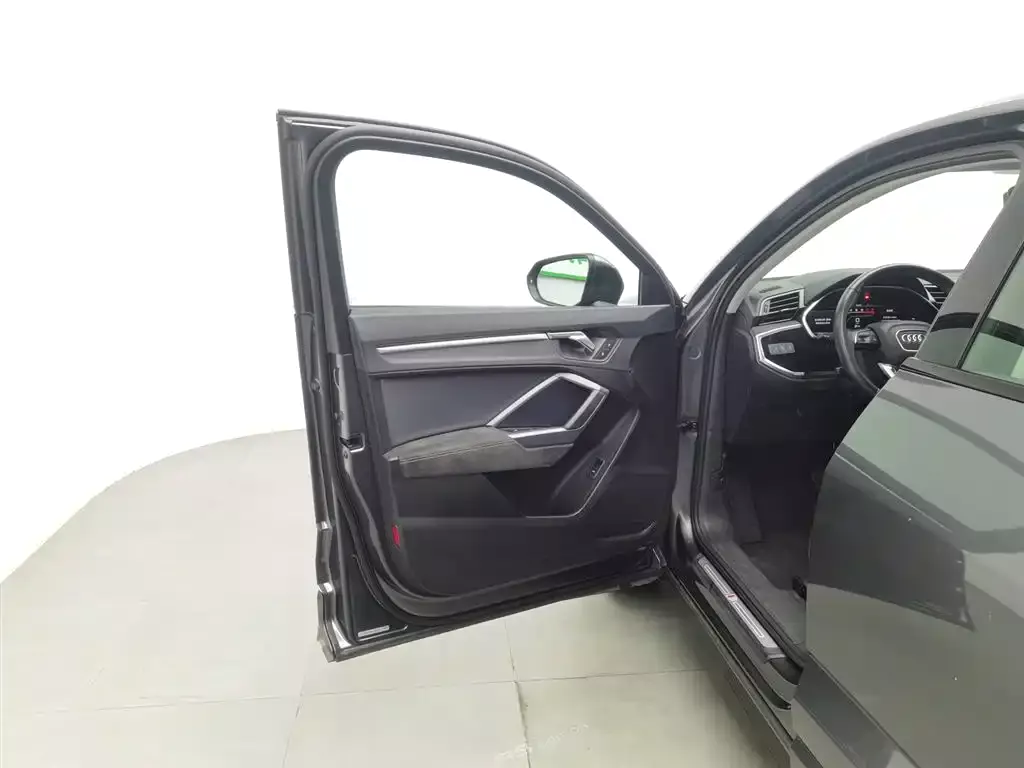 Audi Q3 Sportback 2020 40 TFSI Fashion фото 8