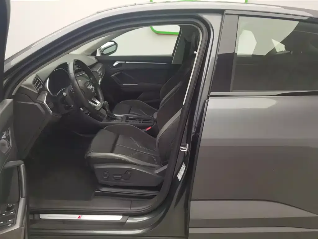 Audi Q3 Sportback 2020 40 TFSI Fashion фото 10