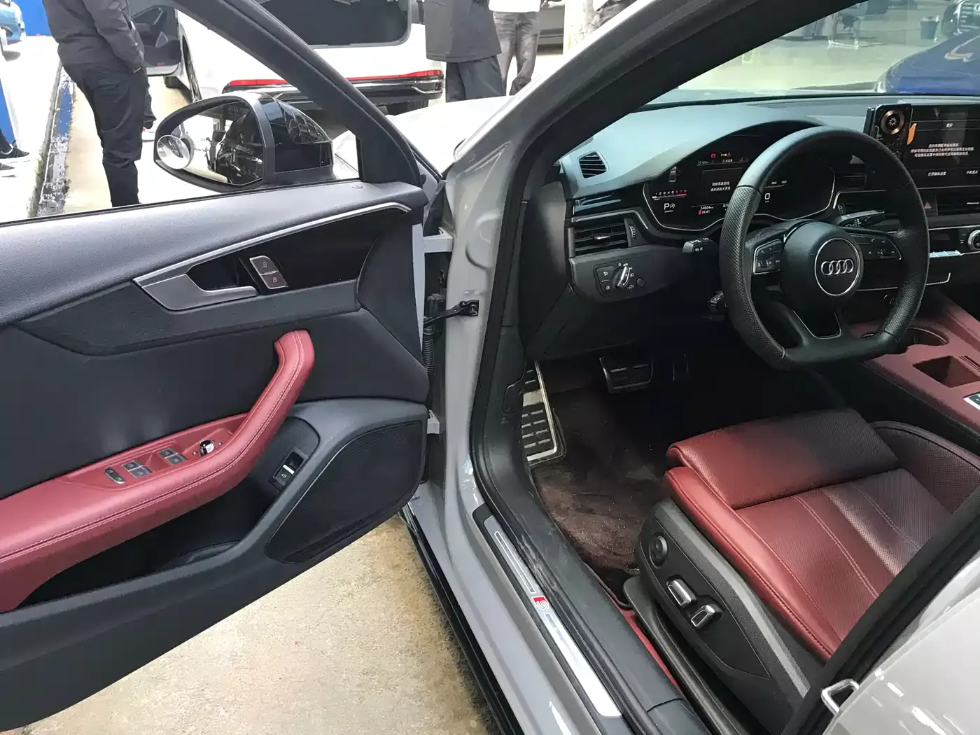 Audi A4L 2024 40 TFSI Luxury Dynamic фото 6