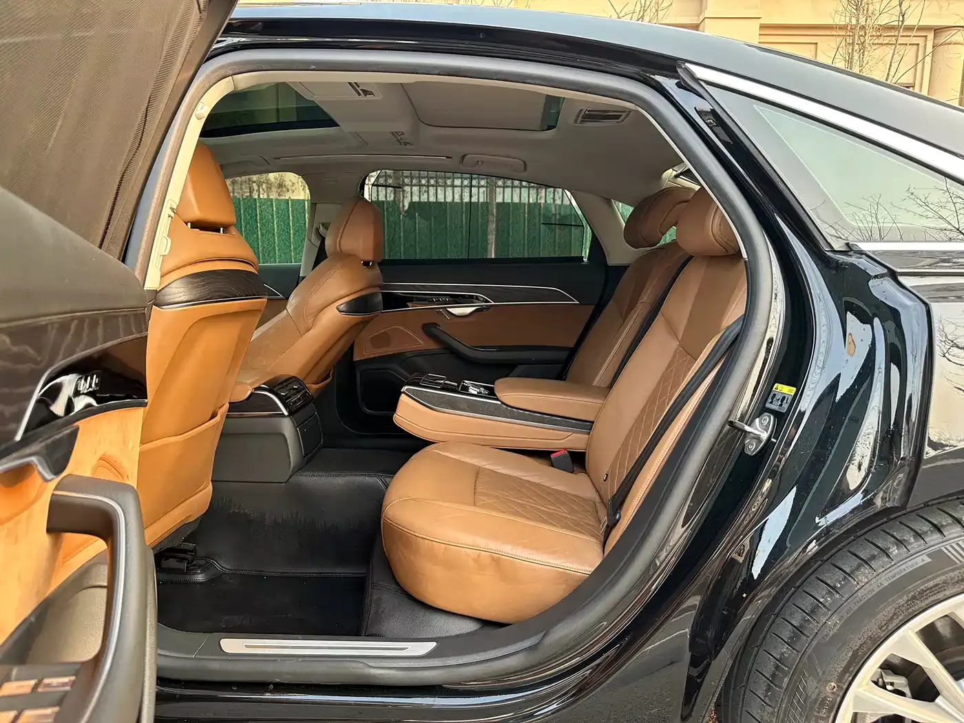 Audi A8 2021 A8L 50 TFSI quattro Comfort фото 6