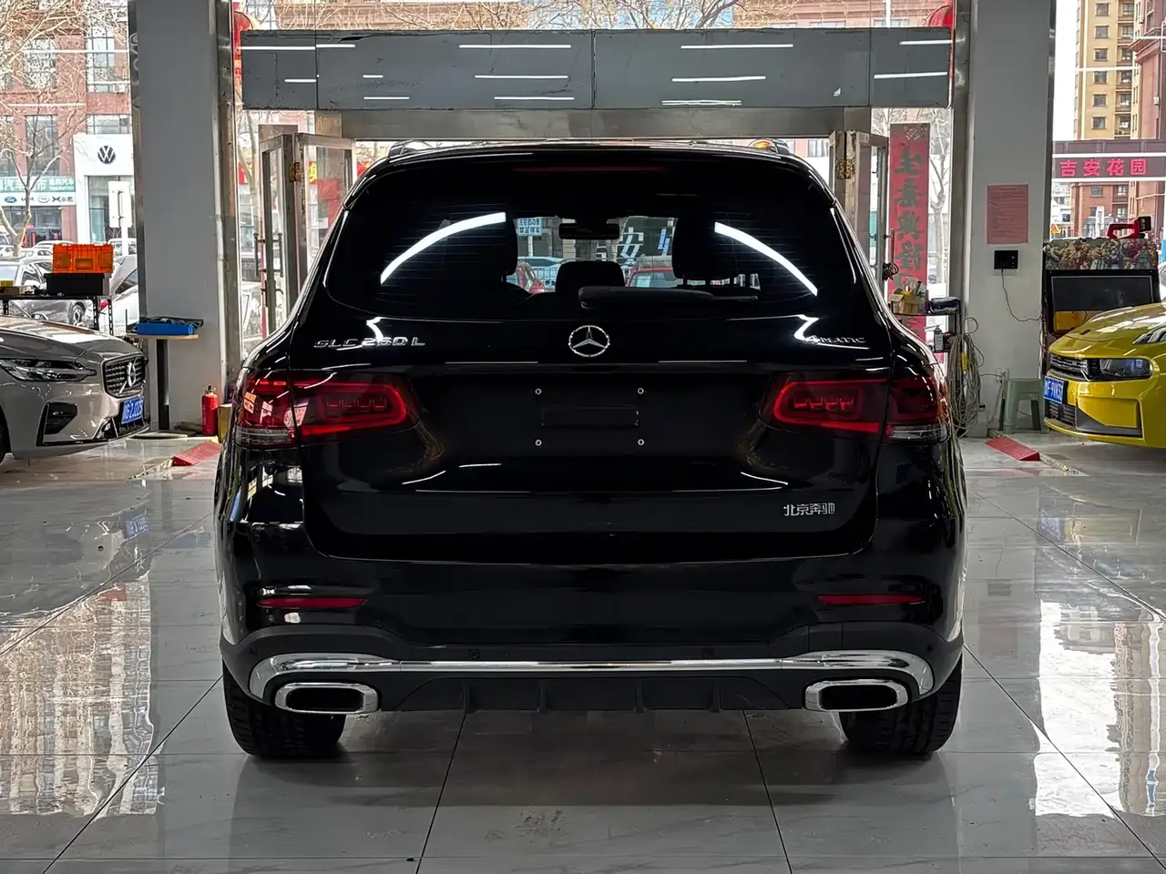 Mercedes-Benz GLC 2023 GLC 260 L 4MATIC Luxury 5-Seater фото 4