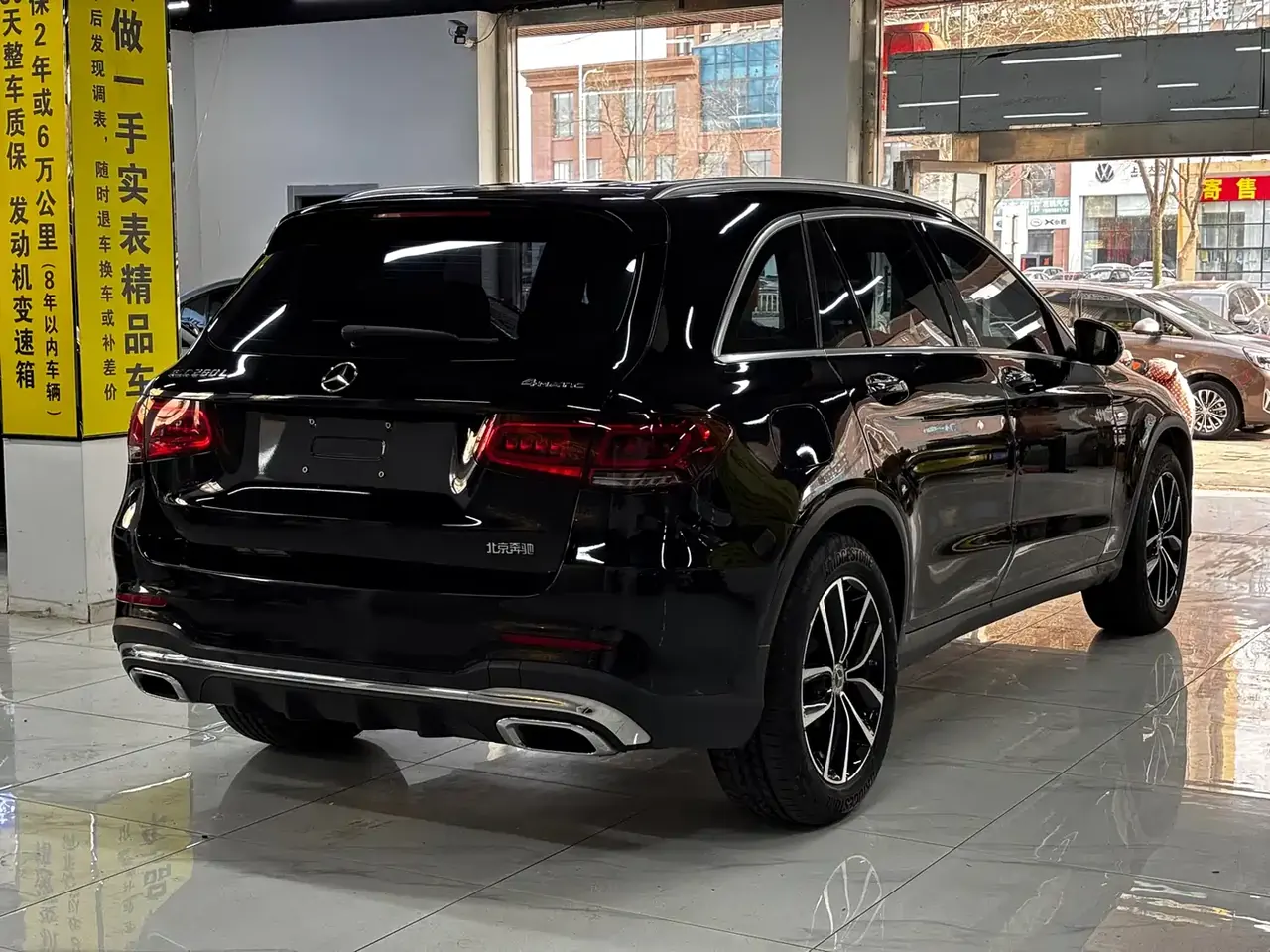 Mercedes-Benz GLC 2023 GLC 260 L 4MATIC Luxury 5-Seater фото 6