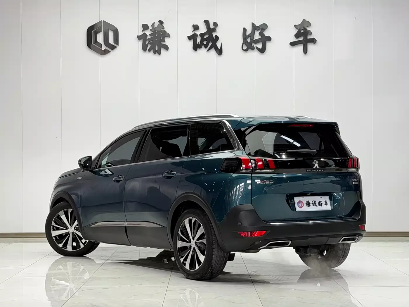 Peugeot 5008 2019 380THP 7-seat Luxury Edition фото 7