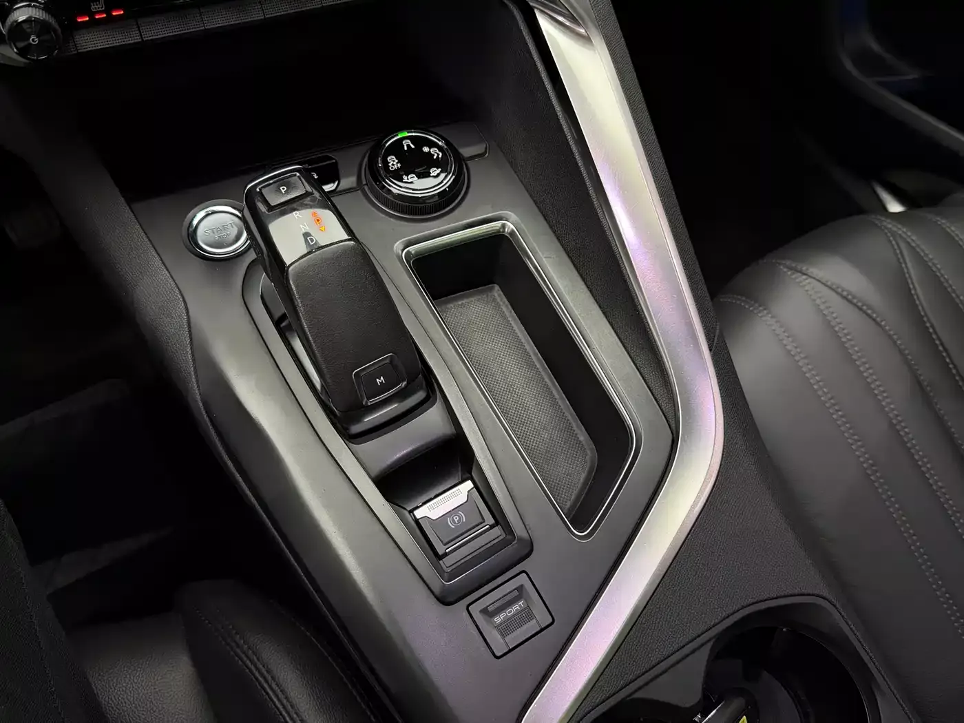 Peugeot 5008 2019 380THP 7-seat Luxury Edition фото 14
