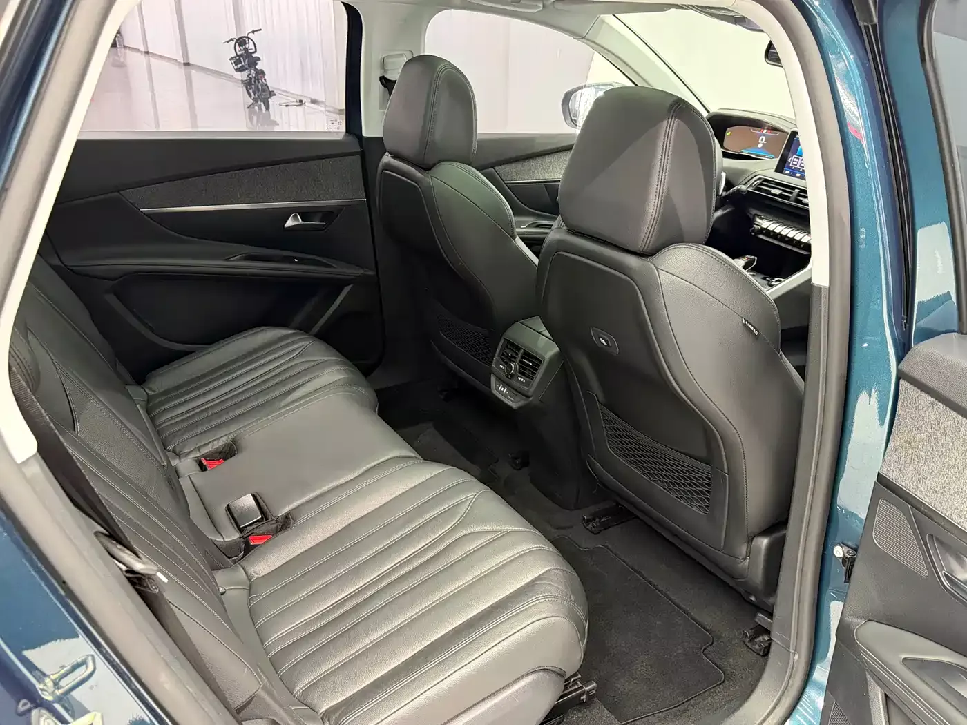 Peugeot 5008 2019 380THP 7-seat Luxury Edition фото 18