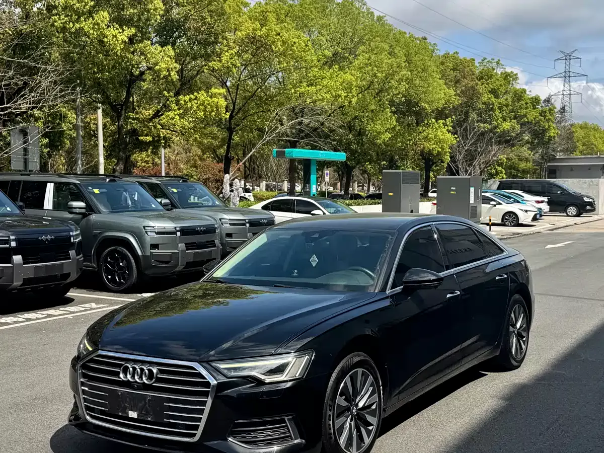 Audi A6L 2019 40 TFSI Luxury Elegance