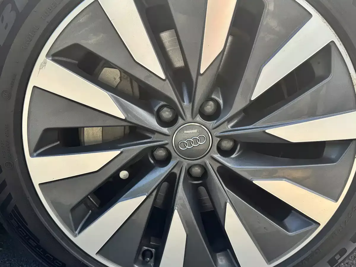 Audi A6L 2019 40 TFSI Luxury Elegance фото 11