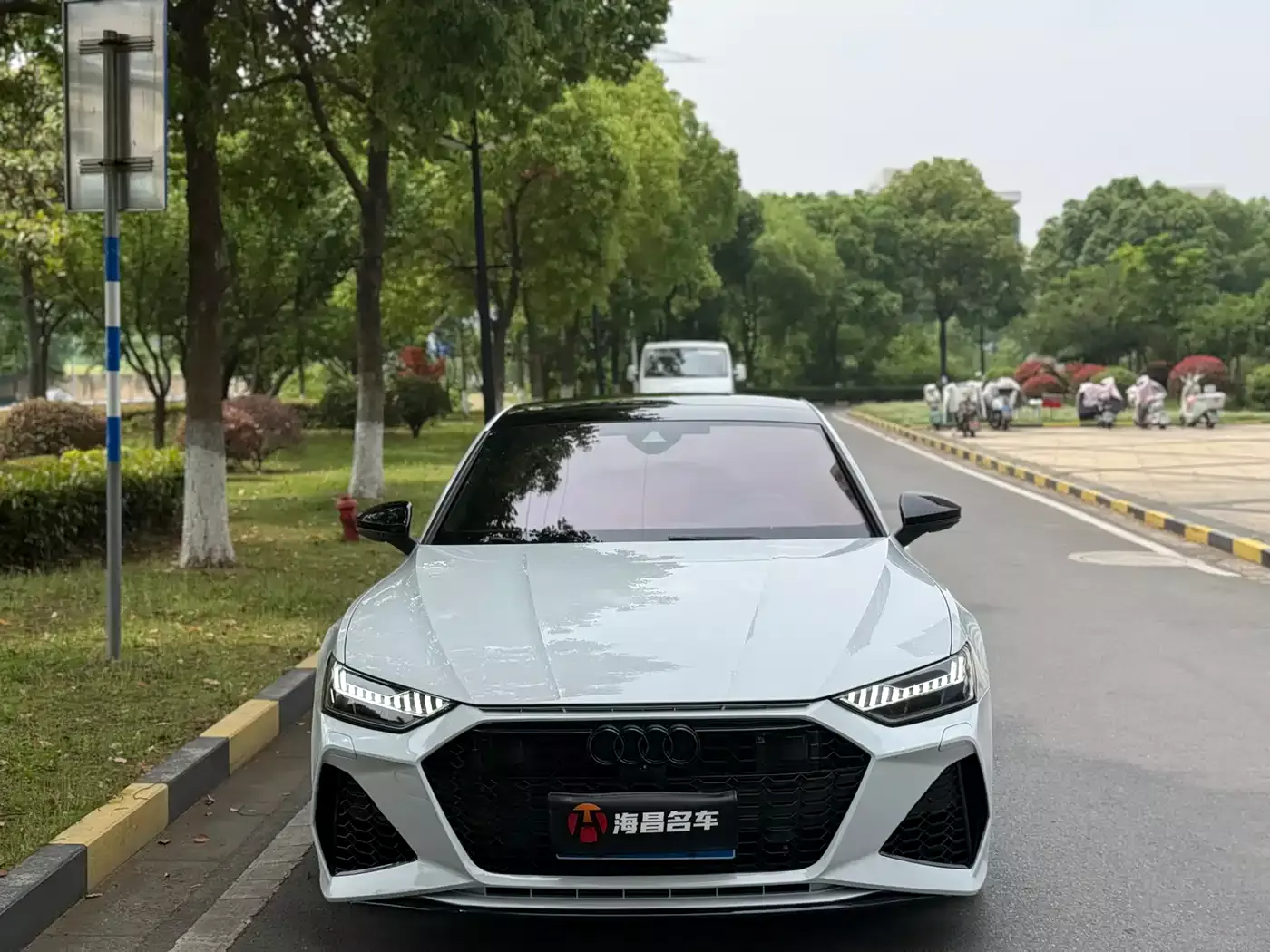 Audi A7 2024 55 TFSI quattro Exclusive фото 2