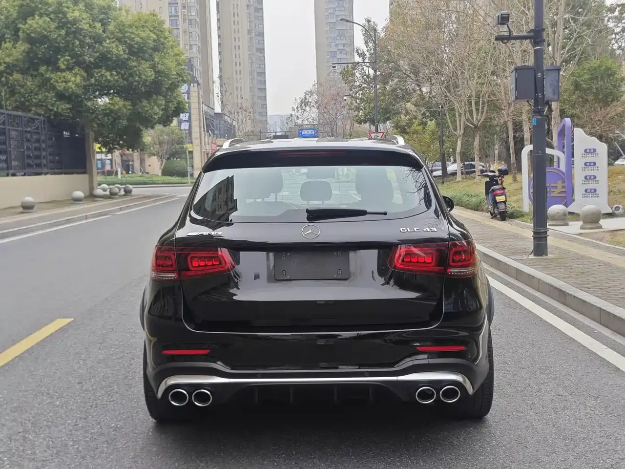 Mercedes-Benz GLC AMG 2020 AMG GLC 43 4MATIC фото 11