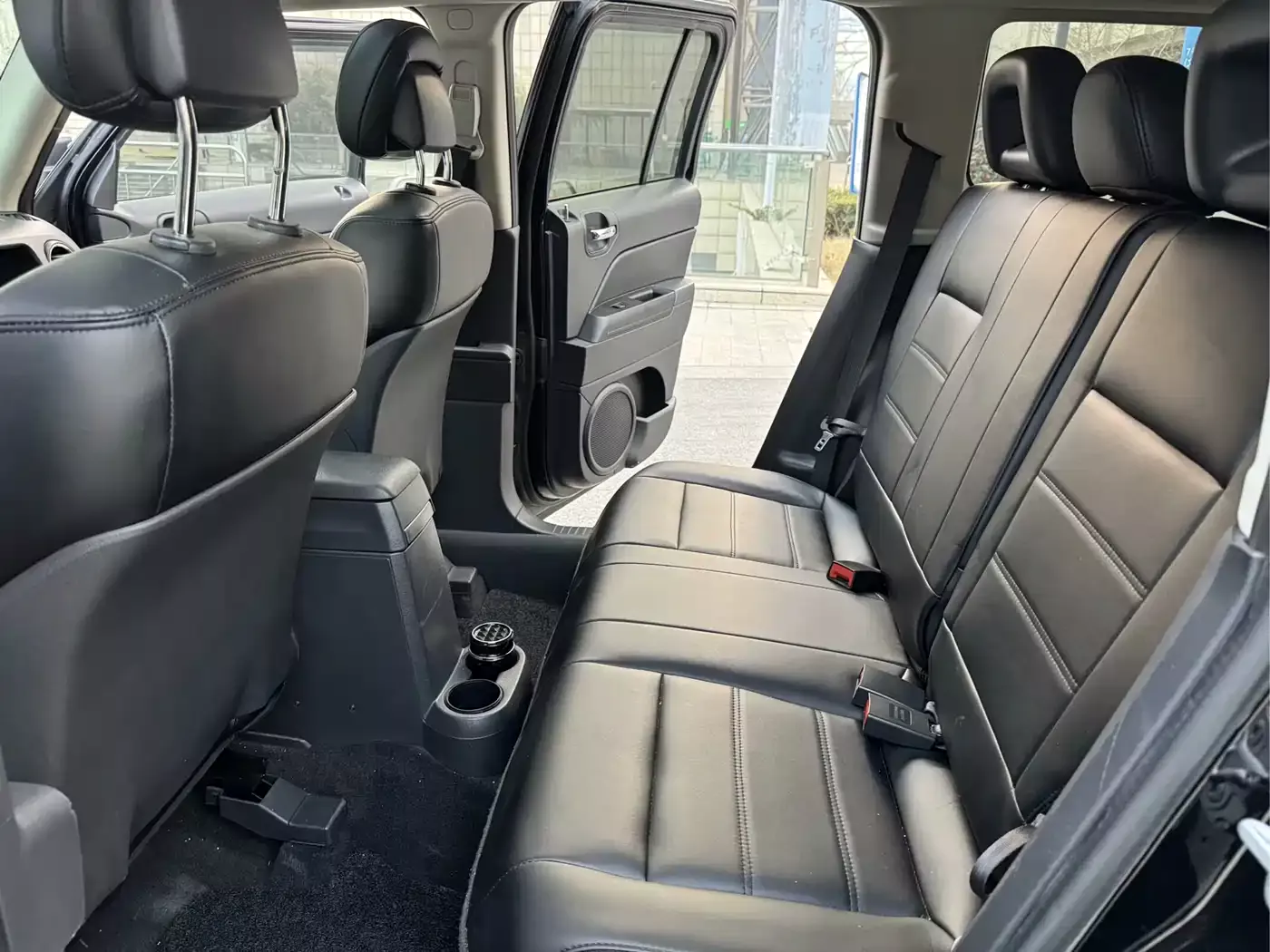 Jeep Patriot 2014 2.4L Sport фото 7