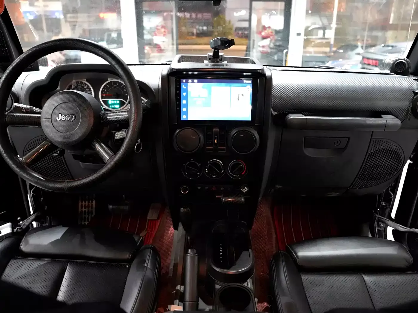 Jeep Wrangler 2009 3.8L Rubicon 4-Door фото 12