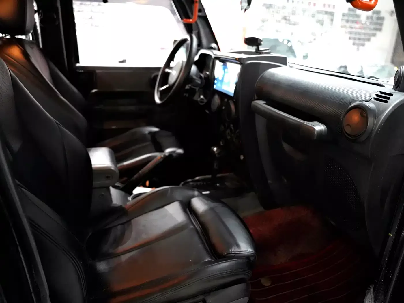 Jeep Wrangler 2009 3.8L Rubicon 4-Door фото 13