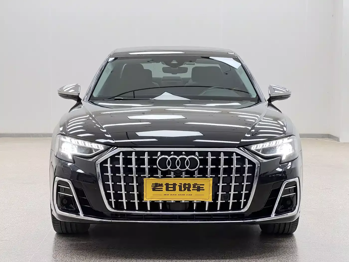 Audi A8 2023 A8L 50 TFSI quattro Premium фото 3