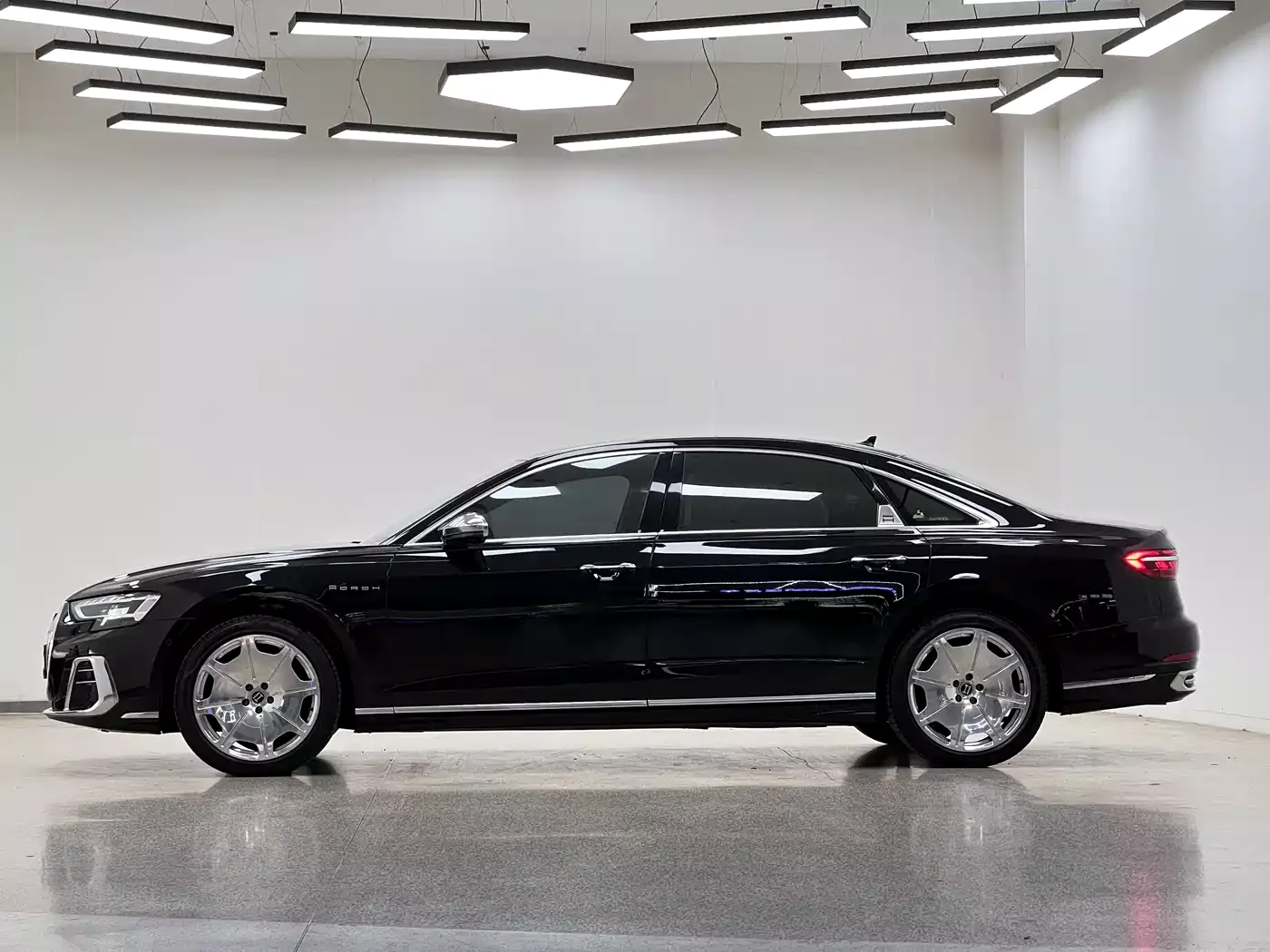 Audi A8 2023 A8L 50 TFSI quattro Premium фото 5