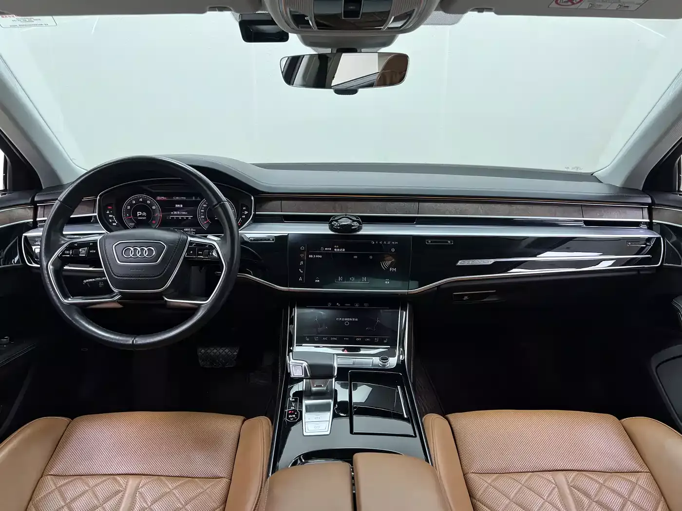 Audi A8 2023 A8L 50 TFSI quattro Premium фото 22