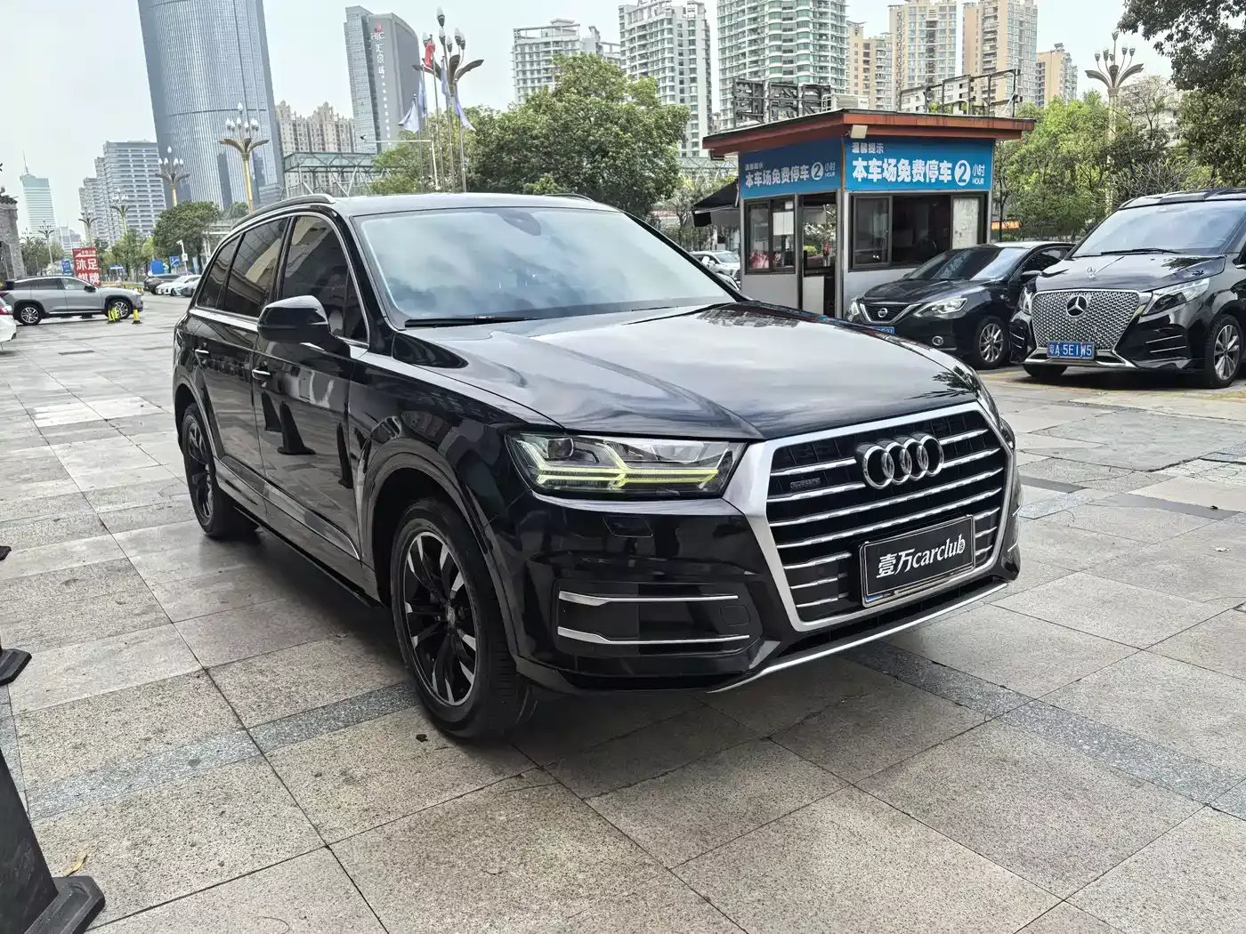 Audi Q7 2019 55 TFSI Technology фото 3