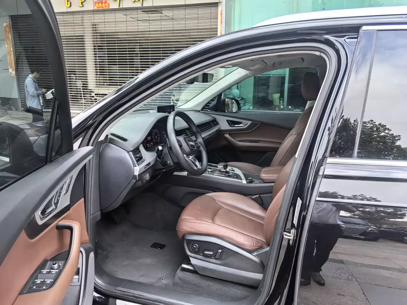 Audi Q7 2019 55 TFSI Technology фото 6