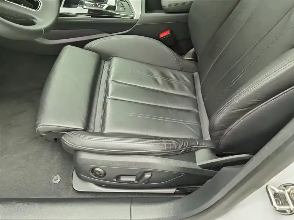 Audi A5 (Import) 2024 Sportback 40 TFSI quattro Luxury Dynamic фото 20