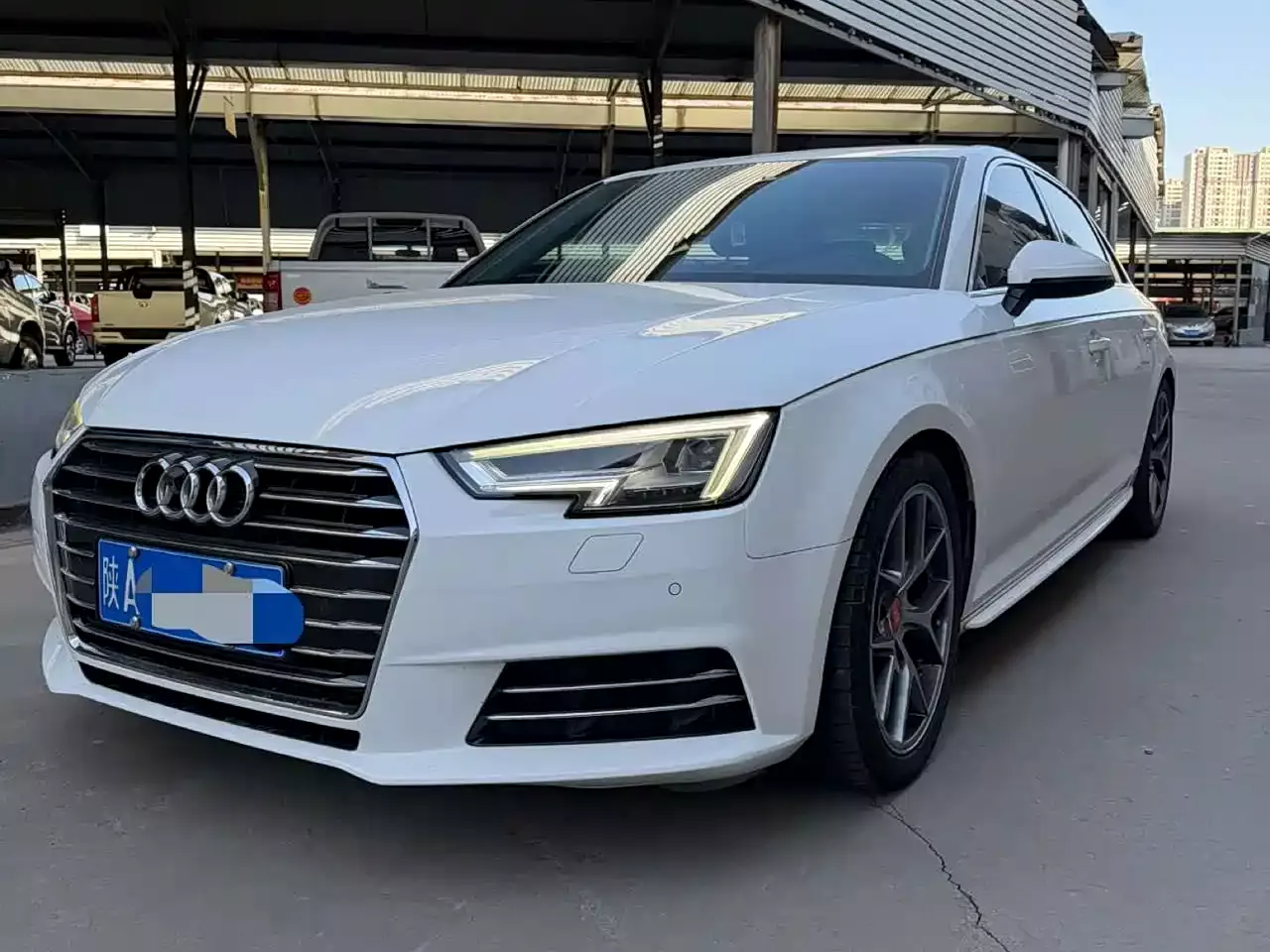 Audi A4L 2018 30th Anniversary 40 TFSI Progressive
