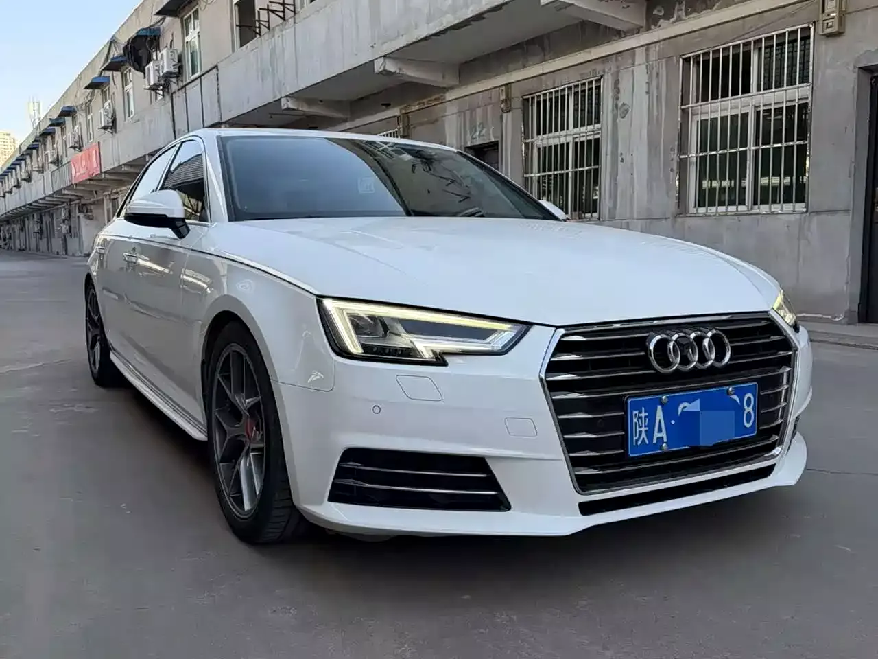 Audi A4L 2018 30th Anniversary 40 TFSI Progressive фото 3