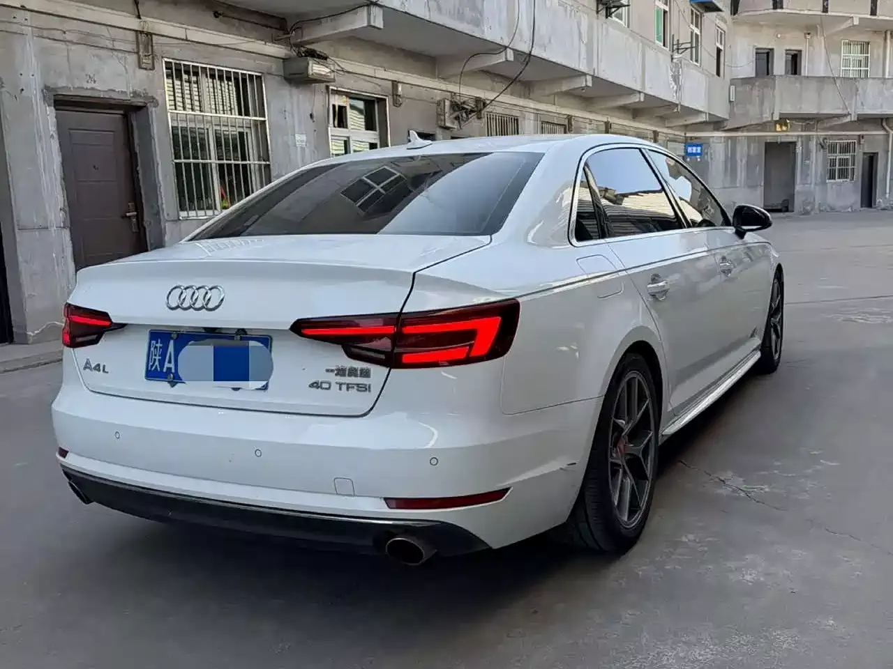 Audi A4L 2018 30th Anniversary 40 TFSI Progressive фото 12