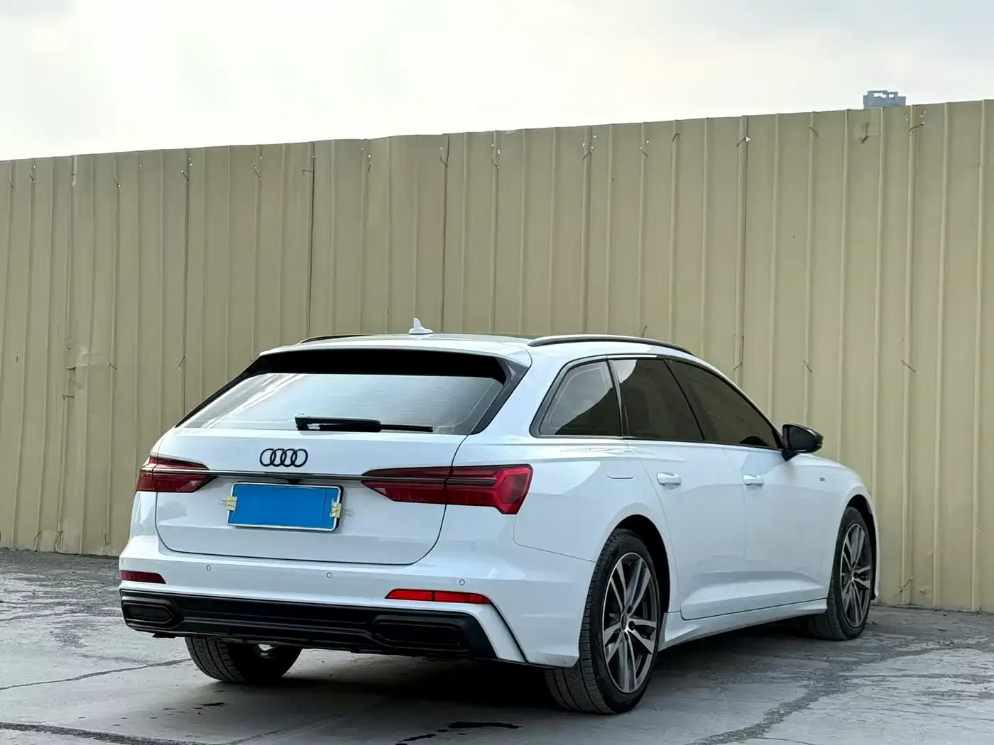 Audi A6 (Import) 2022 Avant Pioneer 45 TFSI Premium Dynamic фото 7