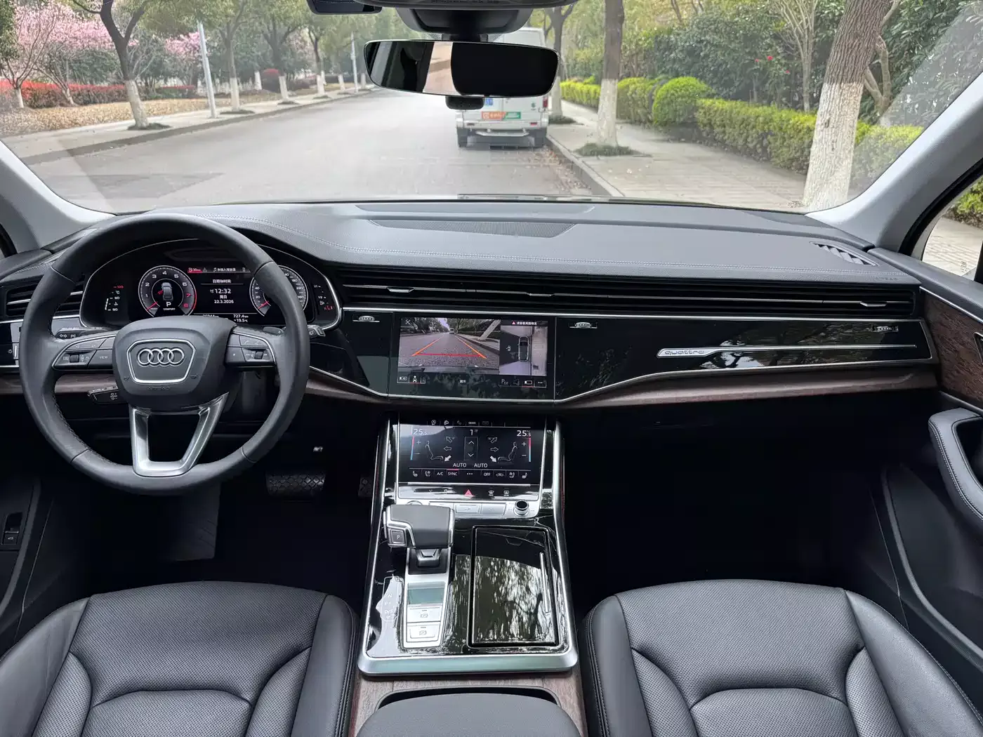 Audi Q7 2023 45 TFSI quattro S line Sport фото 15