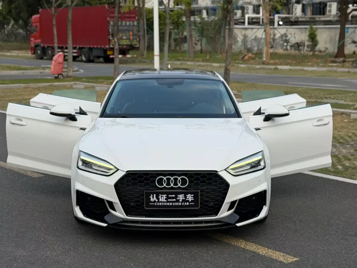 Audi A5 (Import) 2017 Sportback 40 TFSI Fashion фото 18