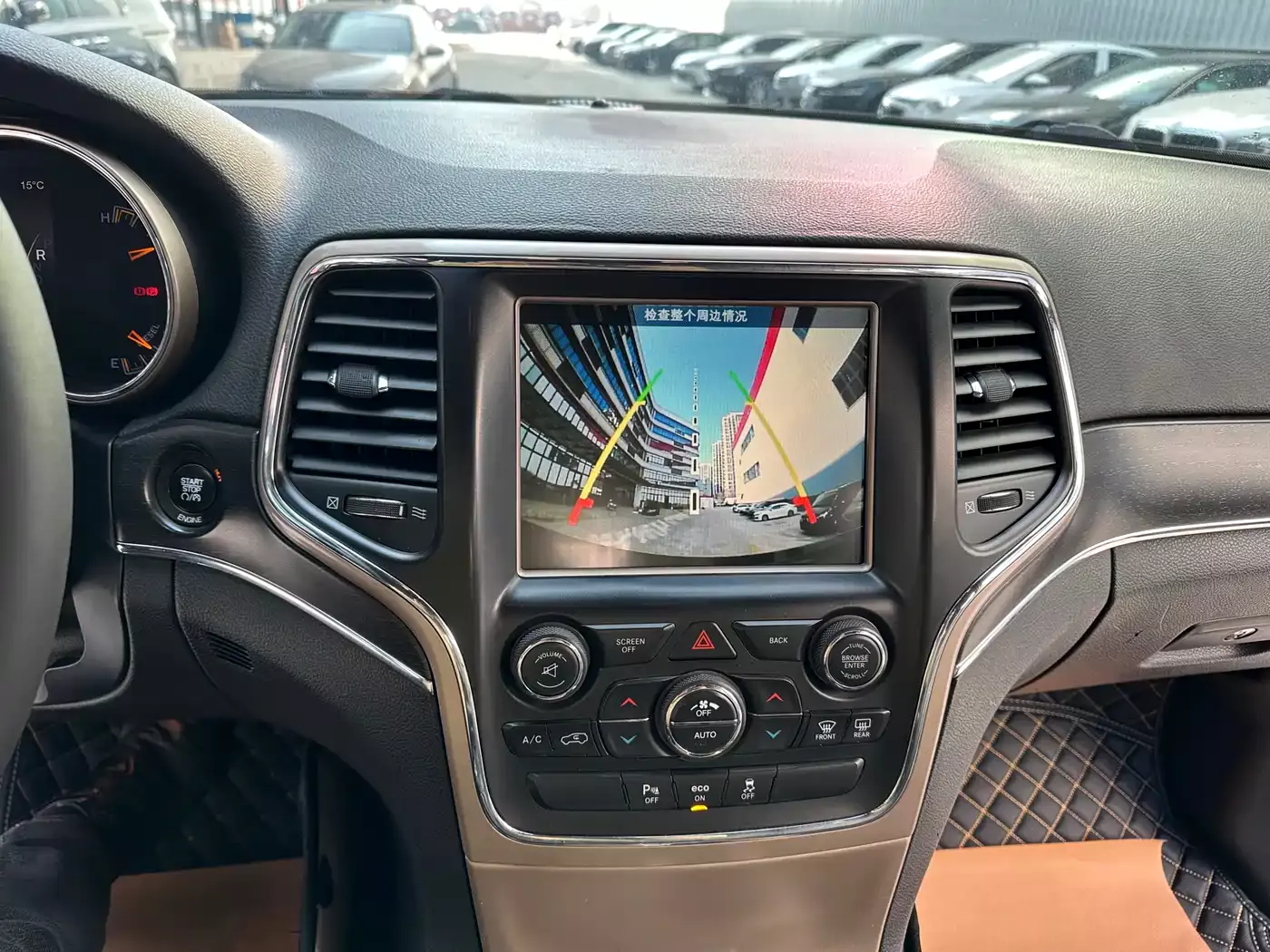 Jeep Grand Cherokee (Import) 2015 3.0TD Diesel Luxury Navigation Edition фото 15